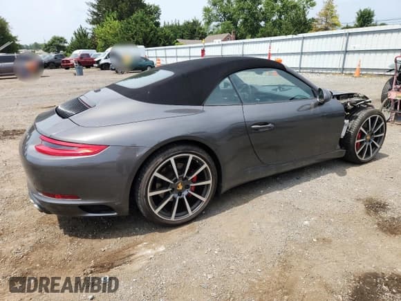 ✅ 2017 Porsche 911 Carrera S • VIN: WP0CB2A99HS154223 • Lot: 67023895. Wystawiony na Copart z przebiegiem 15 903 mil. Bezpłatny archiwum sprzedaży aukcyjnych z USA i szczegółowy raport historii pojazdu na DreamBid. Zdjęcie 3.