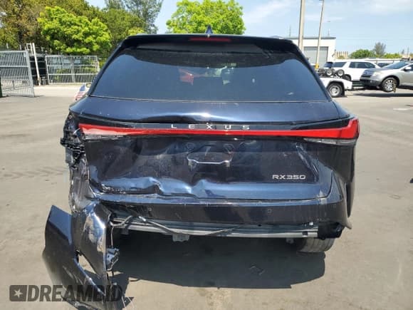 ✅ 2023 Lexus RX 350 • VIN: 2T2BAMBA7PC015691 • Lot: 57328005. Wystawiony na Copart z przebiegiem Nie podano. Bezpłatny archiwum sprzedaży aukcyjnych z USA i szczegółowy raport historii pojazdu na DreamBid. Zdjęcie 6.