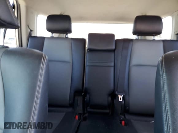 ✅ 2020 Toyota 4Runner SR5 Premium • VIN: JTEBU5JR3L5819613 • Лот: 84269065. Опубликован ранее на Copart с пробегом 61 324 миль. Бесплатный доступ к архиву аукционных продаж из США и подробный отчёт об истории автомобиля на DreamBid. Изображение 10.