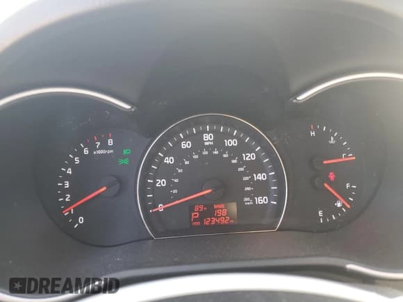 ✅ 2015 Kia Sorento LX • VIN: 5XYKT3A60FG565078 • Лот: 85270285. Опубликован ранее на Copart с пробегом 123 492 миль. Бесплатный доступ к архиву аукционных продаж из США и подробный отчёт об истории автомобиля на DreamBid. Изображение 9.