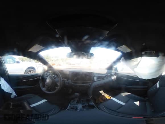 2025 Toyota Camry LE с VIN 4T1DAACK1SU599273, выставлен на аукционе IAAI как лот 43247873 с пробегом 6 309 миль миль и . История ставок и продаж доступна на DreamBid. Изображение 18.