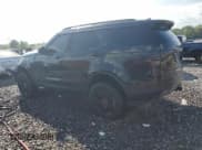 ✅ 2017 Land Rover Discovery HSE • VIN: SALRRBBK1HA024717 • Lot: 62001255. Wystawiony na Copart z przebiegiem 129 983 mil. Bezpłatny archiwum sprzedaży aukcyjnych z USA i szczegółowy raport historii pojazdu na DreamBid. Zdjęcie 2.