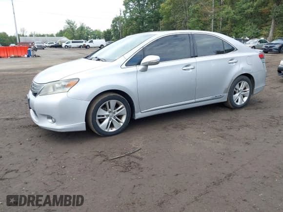✅ 2011 Lexus HS 250h • VIN: JTHBB1BA0B2044083 • Lot: 43321808. Listed on IAAI with 231,202 mi. Free auction sales archive from the USA and detailed vehicle history report at DreamBid. Image 17.