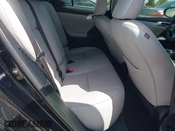 ✅ 2013 Lexus CT 200h • VIN: JTHKD5BH5D2128546 • Lot: 42882767. Listed on IAAI with 217,505 mi. Free auction sales archive from the USA and detailed vehicle history report at DreamBid. Image 8.