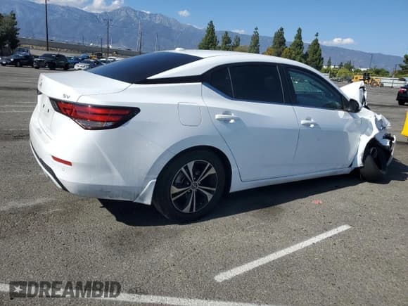 ✅ 2023 Nissan Sentra SV • VIN: 3N1AB8CV4PY228249 • Lot: 81847035. Wystawiony na Copart z przebiegiem 39 413 mil. Bezpłatny archiwum sprzedaży aukcyjnych z USA i szczegółowy raport historii pojazdu na DreamBid. Zdjęcie 3.