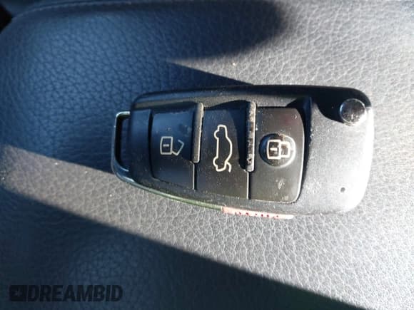 ✅ 2016 Audi A3 Premium Plus • VIN: WAUJ8GFF8G1067268 • Lot: 43153766. Listed on IAAI with 83,749 mi. Free auction sales archive from the USA and detailed vehicle history report at DreamBid. Image 11.