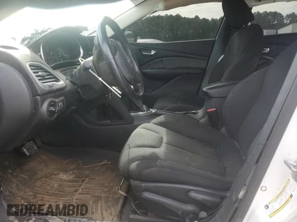 ✅ 2013 Dodge Dart SXT • VIN: 1C3CDFBA5DD333937 • Лот: 85757875. Опубликован ранее на Copart с пробегом 124 204 миль. Бесплатный доступ к архиву аукционных продаж из США и подробный отчёт об истории автомобиля на DreamBid. Изображение 7.