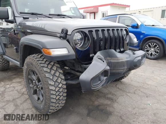 ✅ 2022 Jeep Wrangler Willys Sport • VIN: 1C4GJXAN7NW252931 • Lot: 40972143. Listed on IAAI with 12,823 mi. Free auction sales archive from the USA and detailed vehicle history report at DreamBid. Image 6.