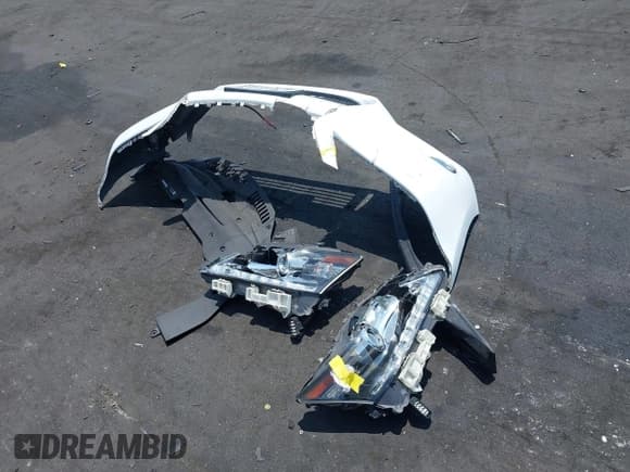 ✅ 2015 Lexus GS 350 • VIN: JTHBE1BL3FA001930 • Lot: 42420724. Listed on IAAI with 135,002 mi. Free auction sales archive from the USA and detailed vehicle history report at DreamBid. Image 12.