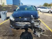 ✅ 2015 Ford Focus Titanium • VIN: 1FADP3N2XFL230263 • Lot: 86443185. Wystawiony na Copart z przebiegiem Nie podano. Bezpłatny archiwum sprzedaży aukcyjnych z USA i szczegółowy raport historii pojazdu na DreamBid. Zdjęcie 5.