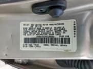 ✅ 2010 Toyota Corolla LE • VIN: 1NXBU4EE3AZ186082 • Lot: 92233975. Wystawiony na Copart z przebiegiem 247 015 mil. Bezpłatny archiwum sprzedaży aukcyjnych z USA i szczegółowy raport historii pojazdu na DreamBid. Zdjęcie 12.