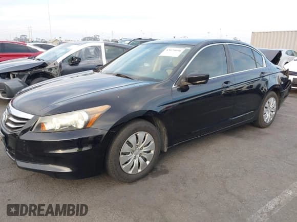 ✅ 2011 Honda Accord LX • VIN: 1HGCP2F30BA127142 • Lot: 43674696. Listed on IAAI with 158,149 mi. Free auction sales archive from the USA and detailed vehicle history report at DreamBid. Image 2.
