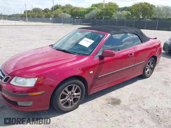 ✅ 2006 Saab 9-3 • VIN: YS3FD79Y766105410 • Lot: 42106636. Wystawiony na IAAI z przebiegiem 125 590 mil. Bezpłatny archiwum sprzedaży aukcyjnych z USA i szczegółowy raport historii pojazdu na DreamBid. Zdjęcie 2.