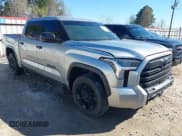✅ 2022 Toyota Tundra SR5 • VIN: 5TFLA5AB2NX012365 • Lot: 41525349. Wystawiony na IAAI z przebiegiem Nie podano. Bezpłatny archiwum sprzedaży aukcyjnych z USA i szczegółowy raport historii pojazdu na DreamBid. Zdjęcie 1.