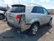 ✅ 2013 Kia Sorento EX • VIN: 5XYKU4A68DG362746 • Lot: 42171728. Listed on IAAI with 93,501 mi. Free auction sales archive from the USA and detailed vehicle history report at DreamBid. Image 4.