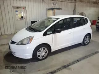 ✅ 2010 Honda Fit • VIN: JHMGE8H21AS023604 • Lot: 93044565. Wystawiony na Copart z przebiegiem 273 374 mil. Bezpłatny archiwum sprzedaży aukcyjnych z USA i szczegółowy raport historii pojazdu na DreamBid. Zdjęcie 1.