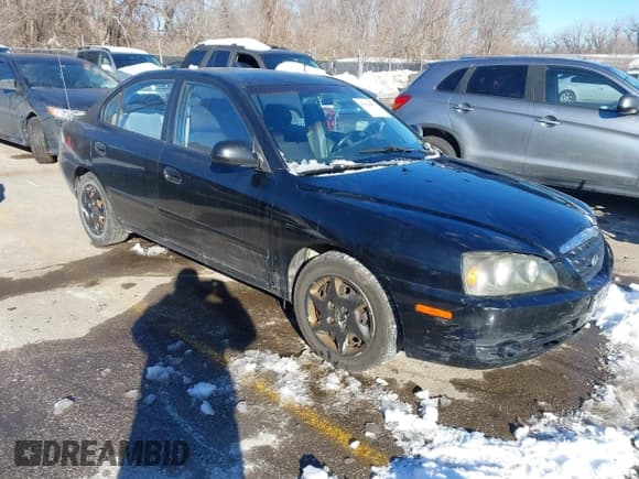 ✅ 2005 Hyundai Elantra GLS • VIN: KMHDN46D75U059160 • Lot: 41326031. Wystawiony na IAAI z przebiegiem 226 479 mil. Bezpłatny archiwum sprzedaży aukcyjnych z USA i szczegółowy raport historii pojazdu na DreamBid. Zdjęcie 1.