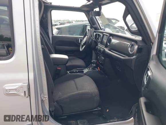 ✅ 2023 Jeep Gladiator Overland • VIN: 1C6HJTFG9PL523216 • Lot: 42962212. Listed on IAAI with Not provided. Free auction sales archive from the USA and detailed vehicle history report at DreamBid. Image 5.