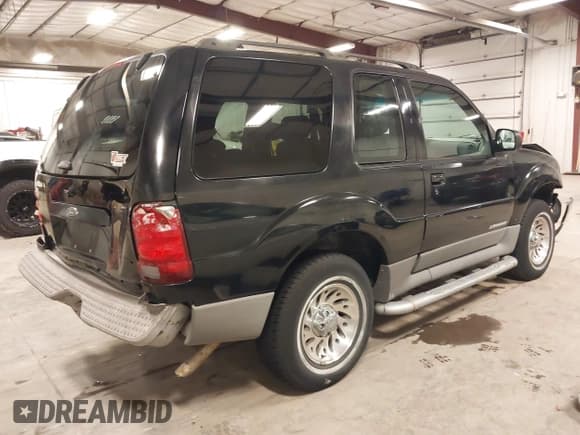 ✅ 2001 Ford Explorer Sport • VIN: 1FMYU60E71UA76200 • Lot: 41358321. Listed on IAAI with 118,134 mi. Free auction sales archive from the USA and detailed vehicle history report at DreamBid. Image 4.