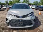 ✅ 2023 Toyota Sienna XSE • VIN: 5TDDSKFC5PS104208 • Lot: 66384365. Listed on Copart with 37,161 mi. Free auction sales archive from the USA and detailed vehicle history report at DreamBid. Image 5.