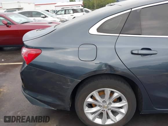 2020 Chevrolet Malibu LT with VIN 1G1ZD5ST7LF069326, listed as a IAAI auction lot 43330026 with 154,090 mi miles and . Bid and sale history available at DreamBid. Image 19.