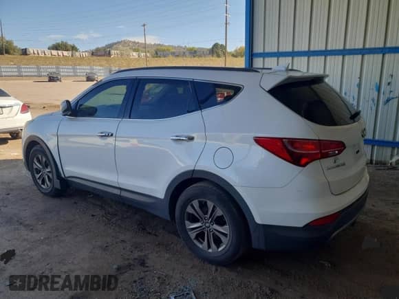 ✅ 2015 Hyundai Santa Fe • VIN: 5XYZUDLB1FG275315 • Lot: 86629095. Wystawiony na Copart z przebiegiem 177 246 mil. Bezpłatny archiwum sprzedaży aukcyjnych z USA i szczegółowy raport historii pojazdu na DreamBid. Zdjęcie 2.