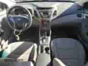 2015 Hyundai Elantra SE с VIN 5NPDH4AE2FH548864, выставлен на аукционе Copart как лот 82606495 с пробегом 108 494 миль миль и Списание • Salvage title. История ставок и продаж доступна на DreamBid. Изображение 8.