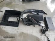 ✅ 2025 Cadillac LYRIQ Sport • VIN: 1GYKPURKXSZ308544 • Лот: 60629165. Опубликован ранее на Copart с пробегом 3 006 миль. Бесплатный доступ к архиву аукционных продаж из США и подробный отчёт об истории автомобиля на DreamBid. Изображение 13.