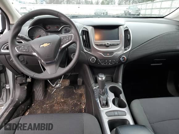 2017 Chevrolet Cruze LT z VIN 1G1BE5SM9H7145704, wystawiony jako Copart lot #73394972 z przebiegiem 56 787 mil mil oraz . Historia ofert i sprzedaży dostępna na DreamBid. Obrazek 8.