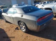 ✅ 2010 Dodge Challenger SE • VIN: 2B3CJ4DV9AH318480 • Lot: 41381478. Wystawiony na IAAI z przebiegiem 240 550 mil. Bezpłatny archiwum sprzedaży aukcyjnych z USA i szczegółowy raport historii pojazdu na DreamBid. Zdjęcie 3.