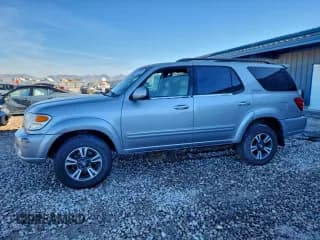 ✅ 2001 Toyota Sequoia Limited • VIN: 5TDBT48A61S005092 • Lot: 97016185. Wystawiony na Copart z przebiegiem 182 077 mil. Bezpłatny archiwum sprzedaży aukcyjnych z USA i szczegółowy raport historii pojazdu na DreamBid. Zdjęcie 1.