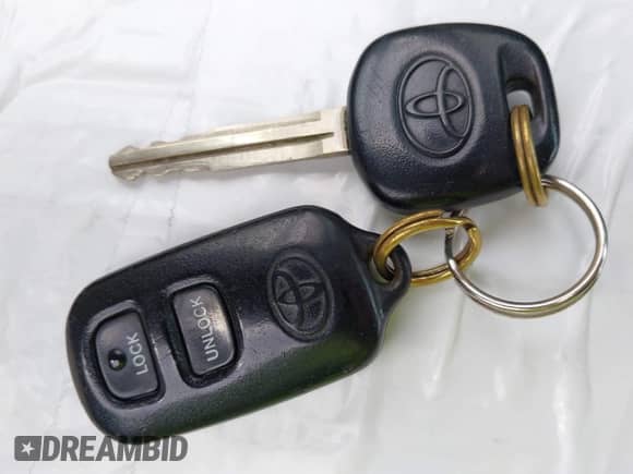 2001 Toyota Highlander с VIN JTEHF21A010002669, выставлен на аукционе IAAI как лот 43411593 с пробегом 145 595 миль миль и . История ставок и продаж доступна на DreamBid. Изображение 11.