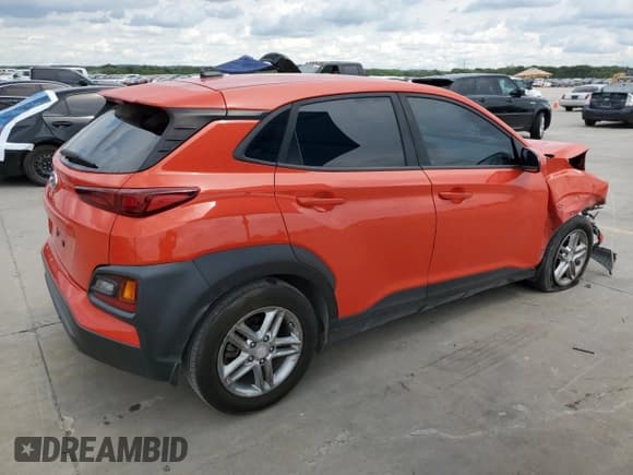 ✅ 2019 Hyundai Kona SE • VIN: KM8K12AA8KU391186 • Лот: 64648014. Опубликован ранее на Copart с пробегом 73 763 миль. Бесплатный доступ к архиву аукционных продаж из США и подробный отчёт об истории автомобиля на DreamBid. Изображение 3.