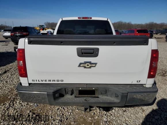 2009 Chevrolet Silverado 1500 LT с VIN 2GCEC29C291105811, выставлен на аукционе Copart как лот 47569325 с пробегом 170 331 миль миль и Списание • Salvage title. История ставок и продаж доступна на DreamBid. Изображение 6.