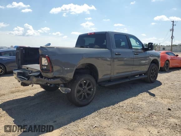 ✅ 2025 Ram 2500 • VIN: 3C63R5DL3SG582329 • Lot: 70457955. Wystawiony na Copart z przebiegiem 801 mil. Bezpłatny archiwum sprzedaży aukcyjnych z USA i szczegółowy raport historii pojazdu na DreamBid. Zdjęcie 3.