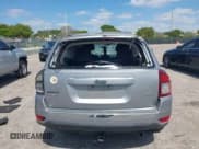 ✅ 2016 Jeep Compass Latitude • VIN: 1C4NJDEB9GD709159 • Lot: 42156255. Wystawiony na IAAI z przebiegiem 66 575 mil. Bezpłatny archiwum sprzedaży aukcyjnych z USA i szczegółowy raport historii pojazdu na DreamBid. Zdjęcie 17.