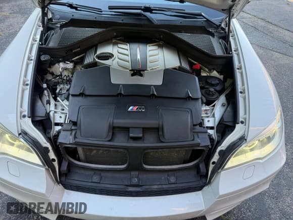 ✅ 2013 BMW X5 M • VIN: 5YMGY0C50D0C11794 • Лот: 93093765. Опубликован ранее на Copart с пробегом 132 426 миль. Бесплатный доступ к архиву аукционных продаж из США и подробный отчёт об истории автомобиля на DreamBid. Изображение 7.