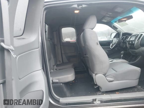 ✅ 2015 Toyota Tacoma • VIN: 5TFUU4EN8FX130349 • Lot: 43791926. Listed on IAAI with 139,141 mi. Free auction sales archive from the USA and detailed vehicle history report at DreamBid. Image 8.