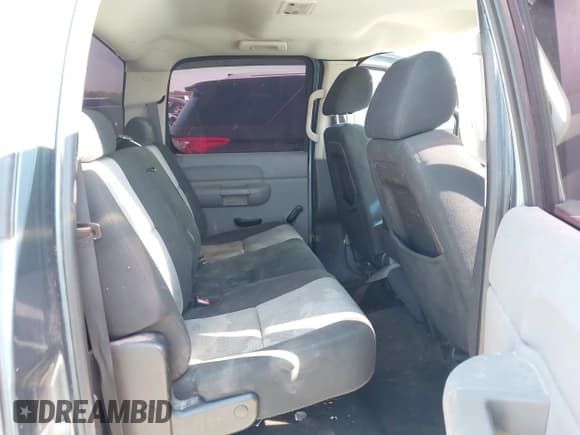 ✅ 2007 Chevrolet Silverado 1500 LS • VIN: 2GCEC13C371655549 • Лот: 43606350. Опубликован ранее на IAAI с пробегом Не указан. Бесплатный доступ к архиву аукционных продаж из США и подробный отчёт об истории автомобиля на DreamBid. Изображение 8.