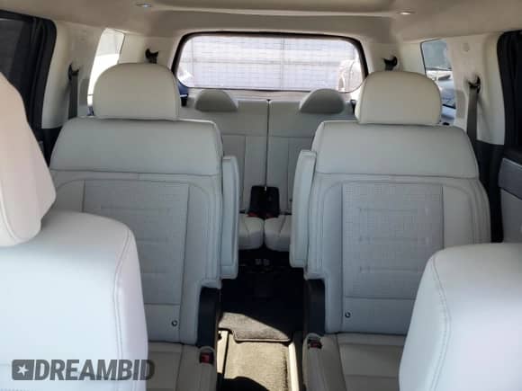 2024 Hyundai Santa Fe Calligraphy с VIN 5NMP54GL5RH062465, выставлен на аукционе Copart как лот 88648145 с пробегом 843 миль миль и Списание • Salvage title. История ставок и продаж доступна на DreamBid. Изображение 10.