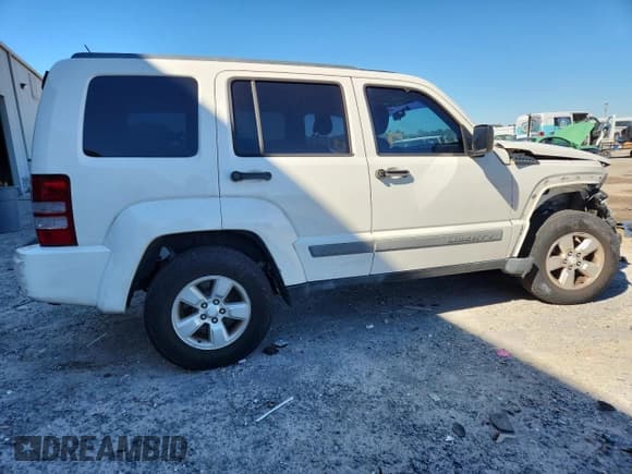 ✅ 2010 Jeep Liberty Sport • VIN: 1J4PP2GK0AW171580 • Lot: 91019665. Wystawiony na Copart z przebiegiem 137 686 mil. Bezpłatny archiwum sprzedaży aukcyjnych z USA i szczegółowy raport historii pojazdu na DreamBid. Zdjęcie 3.
