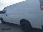 ✅ 2017 Chevrolet Express Cargo • VIN: 1GCWGAFF8H1163878 • Лот: 43549371. Опубликован ранее на IAAI с пробегом 284 464 миль. Бесплатный доступ к архиву аукционных продаж из США и подробный отчёт об истории автомобиля на DreamBid. Изображение 14.