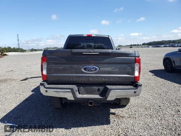 ✅ 2019 Ford F-250 XLT • VIN: 1FT7W2BTXKEF68133 • Lot: 90440475. Listed on Copart with 79,838 mi. Free auction sales archive from the USA and detailed vehicle history report at DreamBid. Image 6.