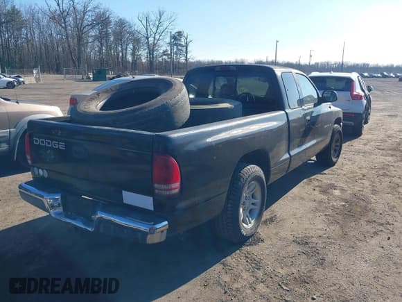 ✅ 2001 Dodge Dakota • VIN: 1B7GL22X11S307842 • Lot: 41484381. Wystawiony na IAAI z przebiegiem 154 012 mil. Bezpłatny archiwum sprzedaży aukcyjnych z USA i szczegółowy raport historii pojazdu na DreamBid. Zdjęcie 4.