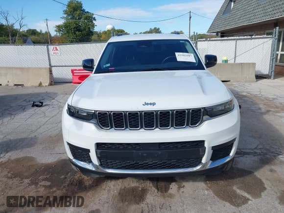 ✅ 2022 Jeep Grand Cherokee Altitude • VIN: 1C4RJJAG5N8532892 • Lot: 43503587. Listed on IAAI with 89,276 mi. Free auction sales archive from the USA and detailed vehicle history report at DreamBid. Image 13.