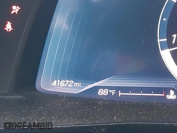 ✅ 2022 Chevrolet Corvette 2LT • VIN: 1G1YB2D4XN5111891 • Лот: 42445789. Опубликован ранее на IAAI с пробегом 41 672 миль. Бесплатный доступ к архиву аукционных продаж из США и подробный отчёт об истории автомобиля на DreamBid. Изображение 15.