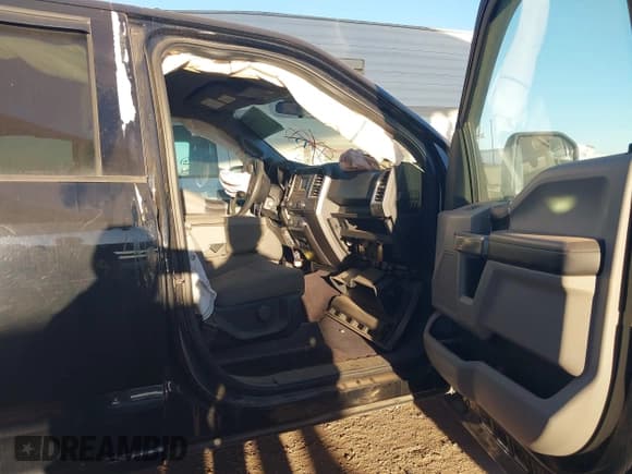 ✅ 2016 Ford F-150 XLT • VIN: 1FTEW1E83GFD03287 • Lot: 43893168. Listed on IAAI with Not provided. Free auction sales archive from the USA and detailed vehicle history report at DreamBid. Image 5.