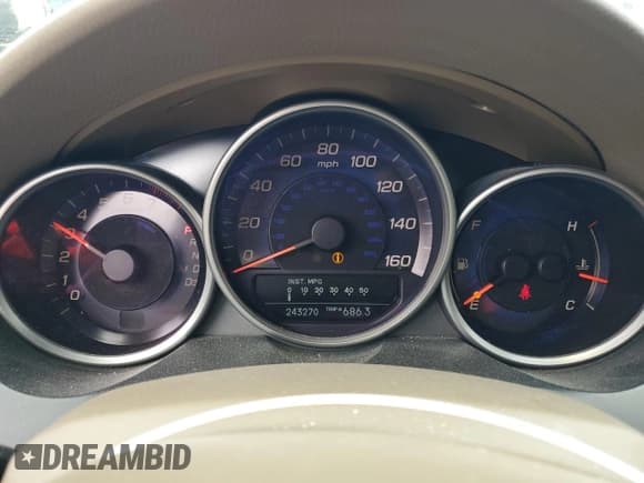 ✅ 2008 Acura RL Technology • VIN: JH4KB16648C004422 • Lot: 81714775. Wystawiony na Copart z przebiegiem 243 270 mil. Bezpłatny archiwum sprzedaży aukcyjnych z USA i szczegółowy raport historii pojazdu na DreamBid. Zdjęcie 9.