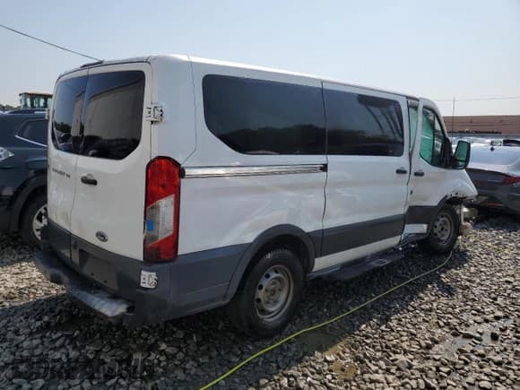 ✅ 2016 Ford Transit XLT • VIN: 1FMZK1YM4GKA00446 • Lot: 65953004. Wystawiony na Copart z przebiegiem Nie podano. Bezpłatny archiwum sprzedaży aukcyjnych z USA i szczegółowy raport historii pojazdu na DreamBid. Zdjęcie 3.