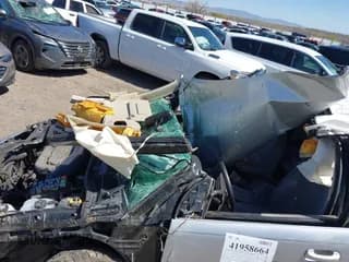 ✅ 2004 Saturn VUE V6 • VIN: 5GZCZ63424S857160 • Lot: 41958664. Wystawiony na IAAI z przebiegiem Nie podano. Bezpłatny archiwum sprzedaży aukcyjnych z USA i szczegółowy raport historii pojazdu na DreamBid. Zdjęcie 6.